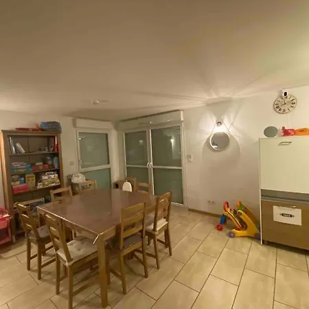 Lägenhet 7pers-80m2 Avec Terrasse & Jardin